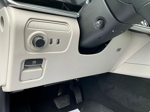 New 2026 Jeep Grand Wagoneer L Summit image 20