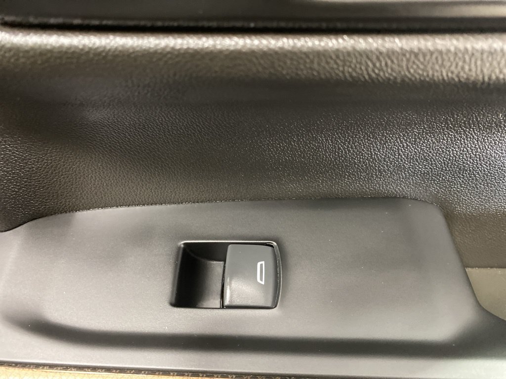 Certified 2021 Chevrolet Silverado 1500 RST AWD/4WD image 29