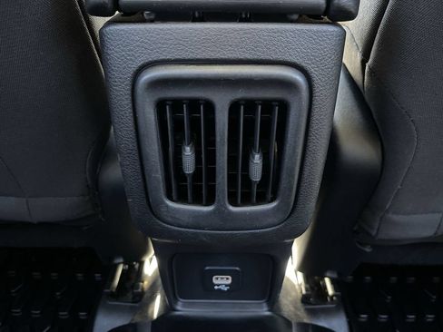 Used 2018 Jeep Compass Sport AWD/4WD image 20