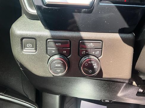 Used 2023 Chevrolet Silverado 1500 LT AWD/4WD image 24