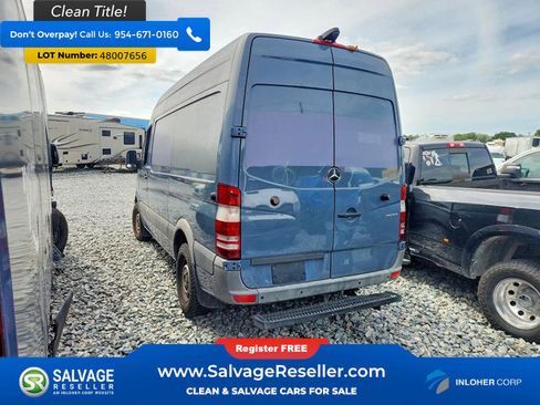 Used 2018 Mercedes-Benz Sprinter 2500 image 3
