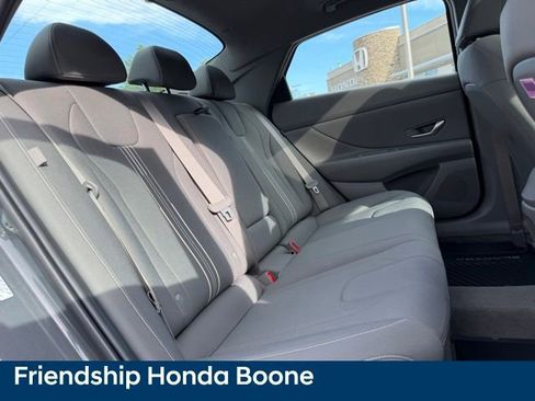 Used 2024 Hyundai Elantra SEL w/ Convenience Package FWD image 39