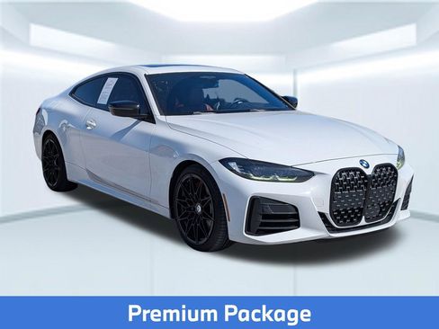 Used 2022 BMW M440i Coupe RWD image 9