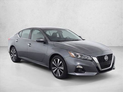 Used 2019 Nissan Altima 2.5 SL FWD image 3