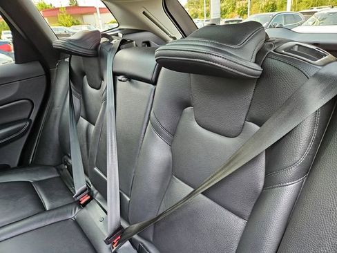 Certified 2023 Volvo XC60 T8 Plus AWD/4WD image 15