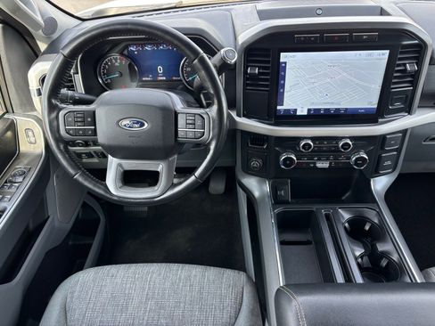 Used 2022 Ford F150 XLT w/ Equipment Group 302A High image 5