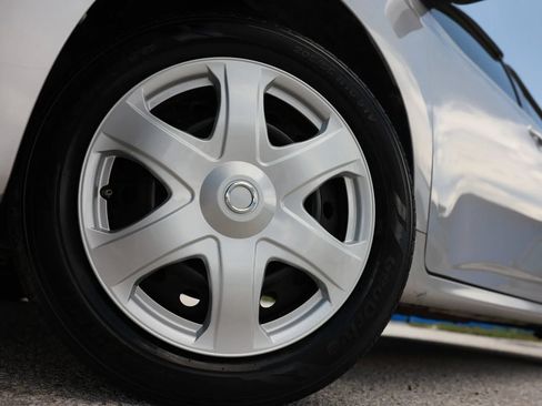 Used 2011 Toyota Matrix w/ Matrix Sport Pkg FWD image 26