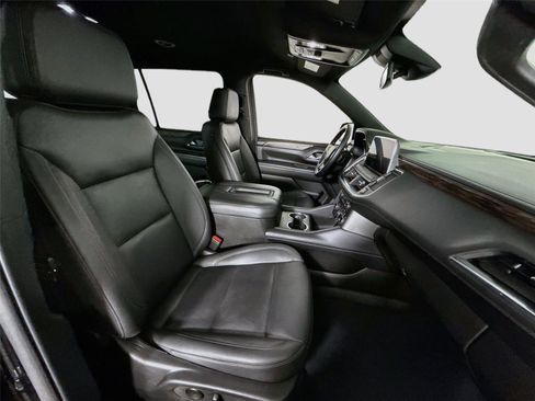 Used 2023 Chevrolet Suburban LT AWD/4WD image 23