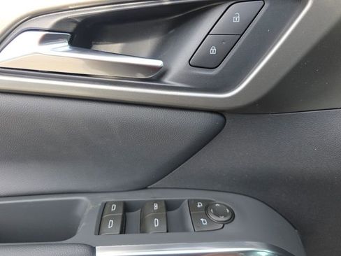 New 2026 Chevrolet Traverse LT FWD image 23
