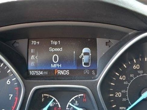 Used 2018 Ford Escape SE w/ SE Sync 3 Package FWD image 13