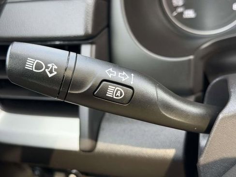 Used 2021 GMC Terrain SLT w/ Infotainment Package II image 19