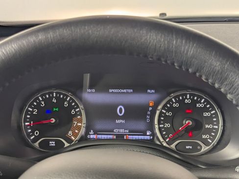 Used 2023 Jeep Renegade Limited AWD/4WD image 19