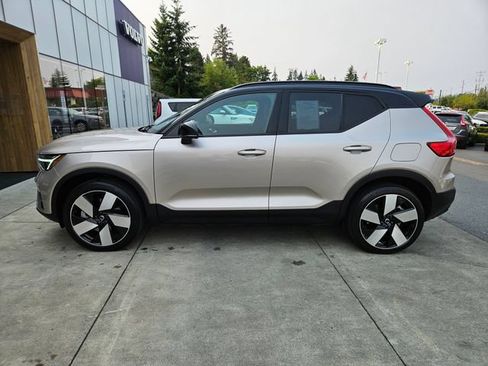 Used 2024 Volvo XC40 Recharge Ultimate w/ Protection Package Premier AWD/4WD image 8