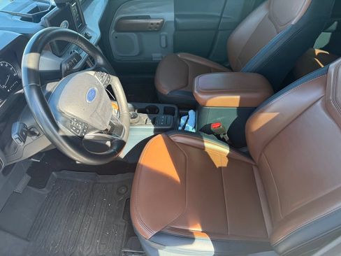 Used 2024 Ford Maverick Lariat FWD image 5