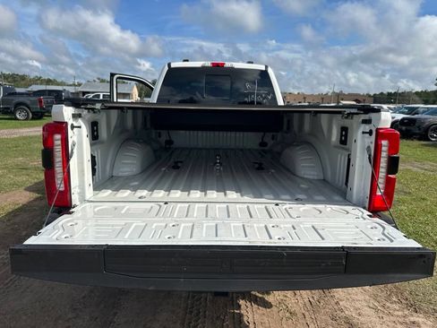 Used 2025 Ford F450 King Ranch w/ FX4 Off-Road Package AWD/4WD image 14
