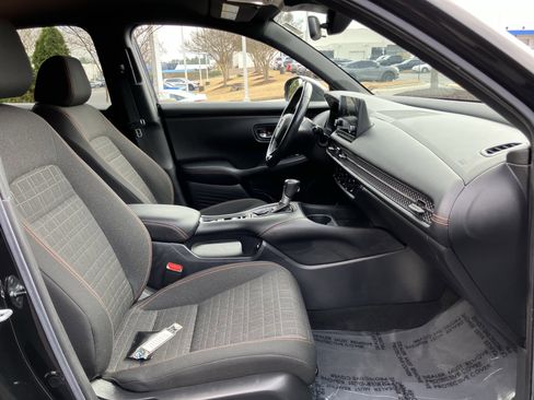Certified 2023 Honda HR-V Sport image 32