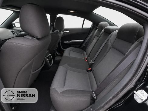 Used 2022 Dodge Charger SXT RWD image 13