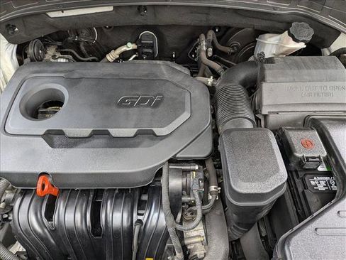 Used 2017 Hyundai Santa Fe Sport FWD image 22