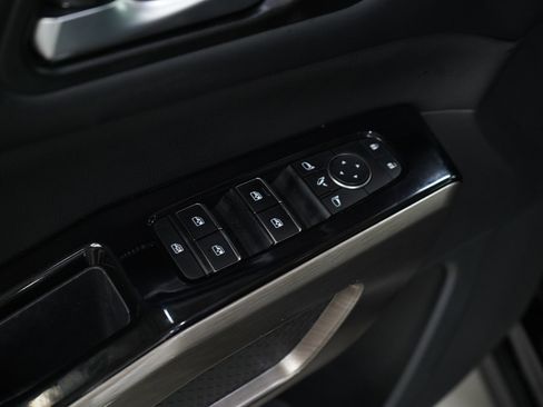 Used 2023 Nissan Pathfinder Platinum image 23