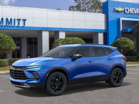 New 2026 Chevrolet Blazer LT image 2