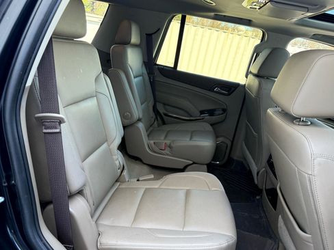 Used 2019 GMC Yukon SLT w/ Premium Edition image 15