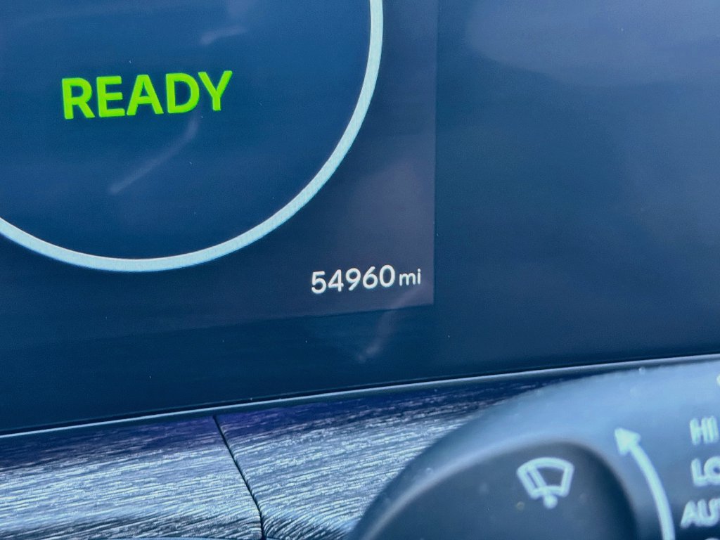 Used 2025 Hyundai Santa Fe Calligraphy AWD/4WD image 12