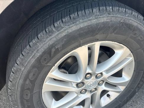 Used 2018 Buick Enclave Essence FWD image 7
