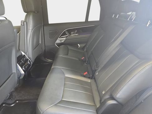 Certified 2025 Land Rover Range Rover Long Wheelbase SE AWD/4WD image 18