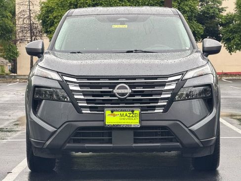 Used 2025 Nissan Rogue SV FWD image 6