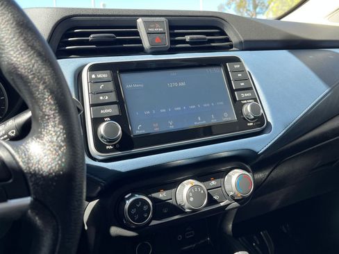 Used 2025 Nissan Versa SV image 20