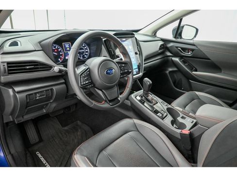 Used 2024 Subaru Crosstrek 2.5i Limited w/ Crosstrek Mirror Package AWD/4WD image 31