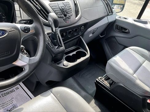 Used 2018 Ford Transit 250 130 Low Roof image 10