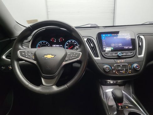 Used 2022 Chevrolet Malibu RS FWD image 22
