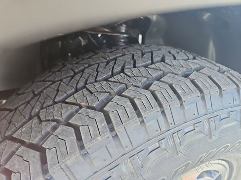 New 2026 Nissan Frontier PRO-4X AWD/4WD image 28