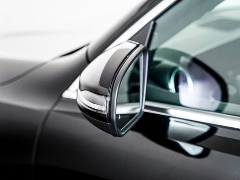 Certified 2023 Mercedes-Benz GLB 250 image 26