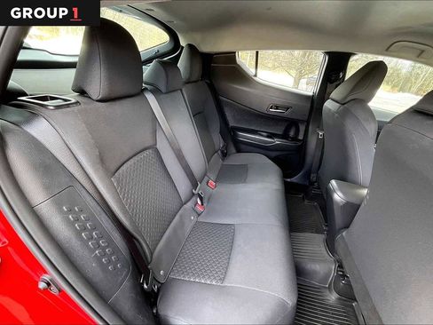 Certified 2020 Toyota C-HR LE image 18