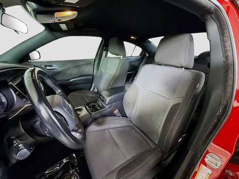 Used 2020 Dodge Charger SXT w/ Blacktop Package image 8