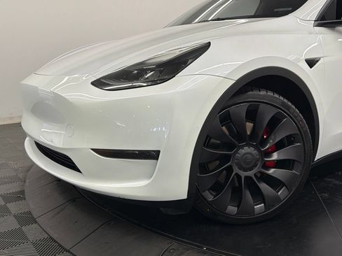 Used 2022 Tesla Model Y Performance AWD/4WD image 4