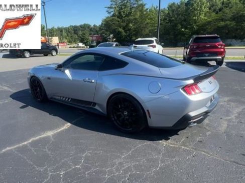Used 2024 Ford Mustang Premium RWD image 6