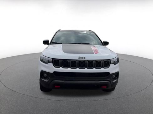 Used 2025 Jeep Compass Trailhawk w/ Trailer Tow Group image 4