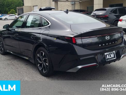 Certified 2024 Hyundai Sonata SEL FWD image 9