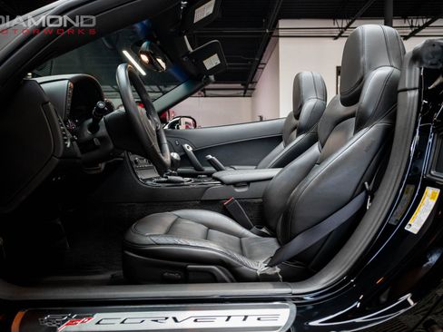 Used 2013 Chevrolet Corvette 427 w/ Z06 Carbon Fiber Package image 55