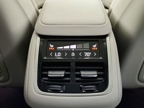 New 2026 Volvo XC90 T8 Ultra w/ Protection Package Premier AWD/4WD image 34