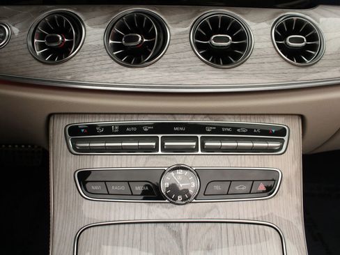 Used 2019 Mercedes-Benz E 450 Cabriolet w/ Premium 1 Package image 39