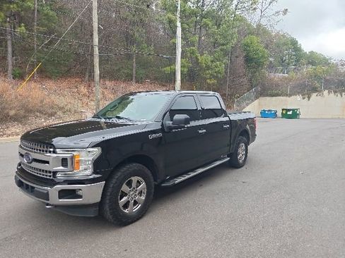 Used 2018 Ford F150 XLT w/ Equipment Group 302A Luxury image 6