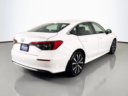 Certified 2024 Honda Civic EX image 5