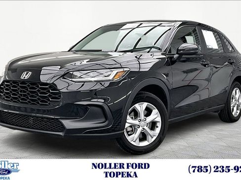 Used 2025 Honda HR-V LX image 1