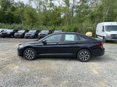 Used 2024 Volkswagen Jetta S image 9