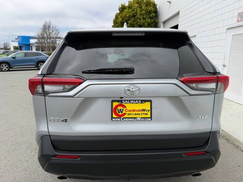 Used 2024 Toyota RAV4 XLE FWD image 5