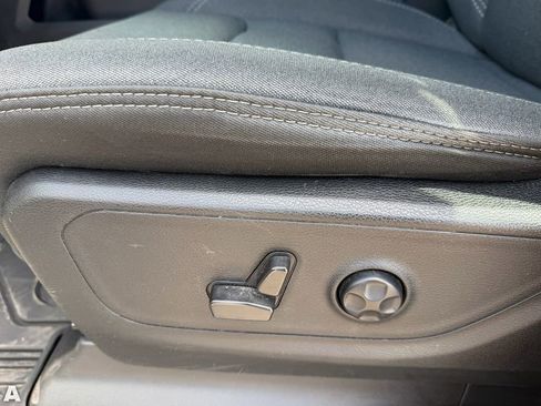 Used 2021 RAM 1500 Big Horn RWD image 22